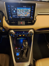 Load image into Gallery viewer, Toyota Rav4 2.5 Hybride Automatique 09 / 2019