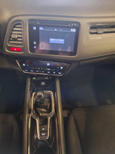 Load image into Gallery viewer, Honda HR-V 1.5 Essence Manuelle 01 / 2016