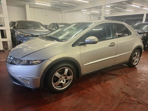 Honda Civic 1.3 Essence Automatique 06 / 2006