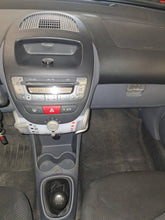 Charger l&#39;image dans la galerie, Toyota Aygo 1.0 Essence Manuelle 09 / 2009