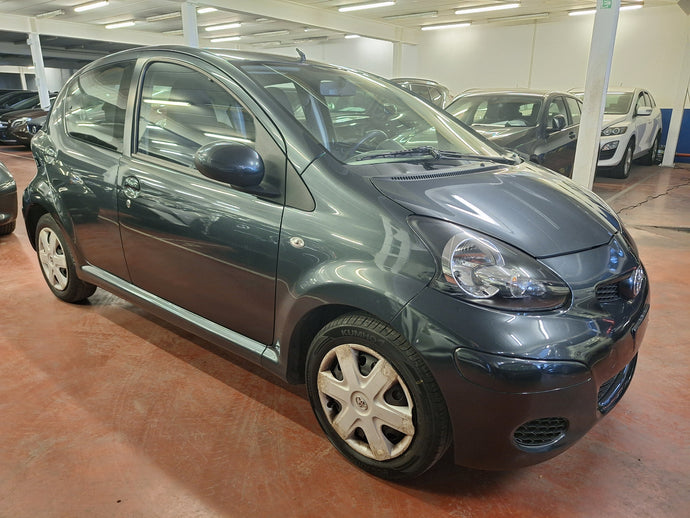 Toyota Aygo 1.0 Essence Manuelle 09 / 2009