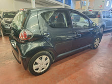 Charger l&#39;image dans la galerie, Toyota Aygo 1.0 Essence Manuelle 09 / 2009