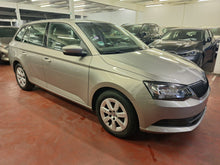 Load image into Gallery viewer, Skoda Fabia 1.2 Essence Manuelle 04 / 2017