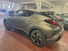 Charger l&#39;image dans la galerie, Toyota C-HR 1.8 Hybride Automatique 10 / 2022