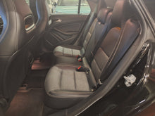 Charger l&#39;image dans la galerie, Mercedes CLA 180  1.6 Essence Automatique 04 / 2019