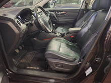 Charger l&#39;image dans la galerie, Nissan Qashqai 1.2 Essence Manuelle 08 / 2017