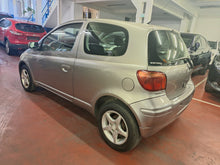 Charger l&#39;image dans la galerie, Toyota Yaris 1.3 Essence Manuelle 01 / 2004