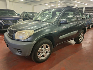 Toyota Rav 4 1.8 Essence Manuelle 11 / 2004