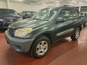 Toyota Rav 4 1.8 Essence Manuelle 11 / 2004