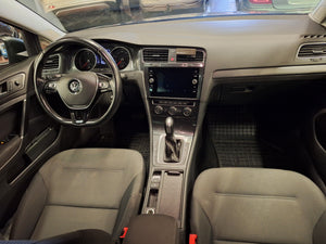 Volkswagen Golf 1.5 Essence Automatique 03 / 2020