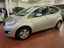 Load image into Gallery viewer, Kia Venga 1.4 Essence Manuelle 01 / 2014