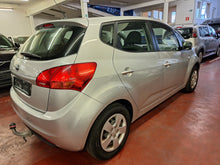 Load image into Gallery viewer, Kia Venga 1.4 Essence Manuelle 01 / 2014