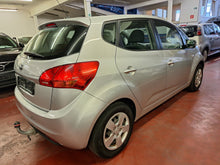 Load image into Gallery viewer, Kia Venga 1.4 Essence Manuelle 01 / 2014