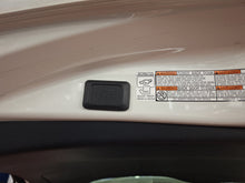 Load image into Gallery viewer, Toyota Rav4 2.5 Hybride Automatique 12 / 2016