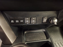 Load image into Gallery viewer, Toyota Rav4 2.5 Hybride Automatique 12 / 2016