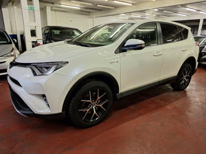 Toyota Rav4 2.5 Hybride Automatique 12 / 2016