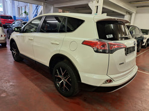 Toyota Rav4 2.5 Hybride Automatique 12 / 2016