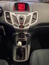 Load image into Gallery viewer, Ford Fiesta 1.2 Essence Manuelle 04 / 2012