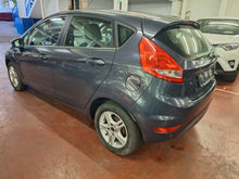 Load image into Gallery viewer, Ford Fiesta 1.2 Essence Manuelle 04 / 2012