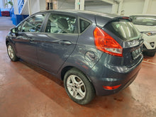 Load image into Gallery viewer, Ford Fiesta 1.2 Essence Manuelle 04 / 2012