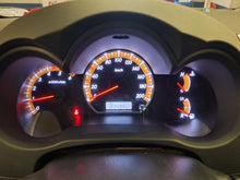 Load image into Gallery viewer, Toyota Hilux 3.0 Diesel Manuelle 01 / 2015
