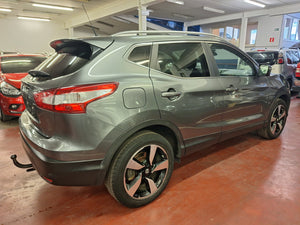 Nissan Qashqai 1.6 Diesel Automatique 12 / 2015