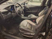 Load image into Gallery viewer, Toyota Avensis 1.8 Essence Automatique 11 / 2015