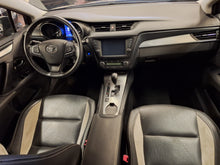 Load image into Gallery viewer, Toyota Avensis 1.8 Essence Automatique 11 / 2015