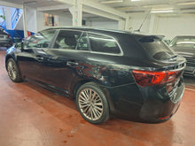Load image into Gallery viewer, Toyota Avensis 1.8 Essence Automatique 11 / 2015