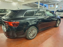 Load image into Gallery viewer, Toyota Avensis 1.8 Essence Automatique 11 / 2015