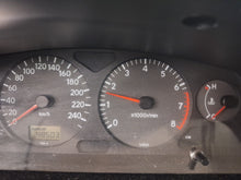Load image into Gallery viewer, Toyota Avensis 1.8 Essence Automatique 12 / 2000