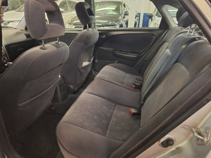 Toyota Avensis 1.8 Essence Automatique 12 / 2000
