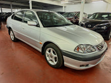 Load image into Gallery viewer, Toyota Avensis 1.8 Essence Automatique 12 / 2000