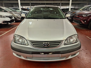 Toyota Avensis 1.8 Essence Automatique 12 / 2000