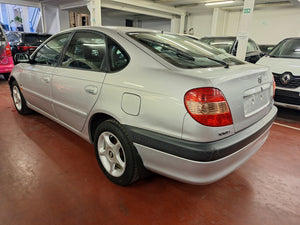 Toyota Avensis 1.8 Essence Automatique 12 / 2000