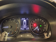 Load image into Gallery viewer, Skoda Fabia 1.2 Essence Automatique 08 / 2014