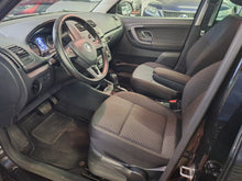Load image into Gallery viewer, Skoda Fabia 1.2 Essence Automatique 08 / 2014