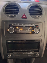 Load image into Gallery viewer, VW Caddy 1.2 Essence 7 Places Manuelle 08 / 2014