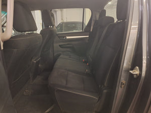 Toyota Hilux 2.4 Diesel  Manuelle 11 / 2017