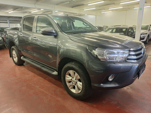 Toyota Hilux 2.4 Diesel  Manuelle 11 / 2017