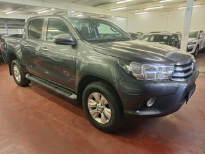 Toyota Hilux 2.4 Diesel  Manuelle 11 / 2017