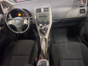 Toyota Auris 1.4 Essence Manuelle 12 / 2007