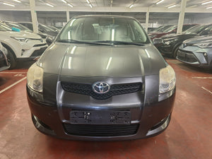 Toyota Auris 1.4 Essence Manuelle 12 / 2007
