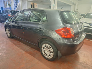 Toyota Auris 1.4 Essence Manuelle 12 / 2007