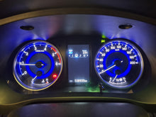 Afbeelding in Gallery-weergave laden, Toyota Hilux 2.4 Diesel Automatique 05 / 2017