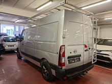 Afbeelding in Gallery-weergave laden, Nissan NV 400 2.3 Diesel Manuelle 03 / 2021
