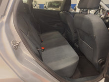 Load image into Gallery viewer, Ford Fiesta 1.4 Essence Manuelle 06 / 2009