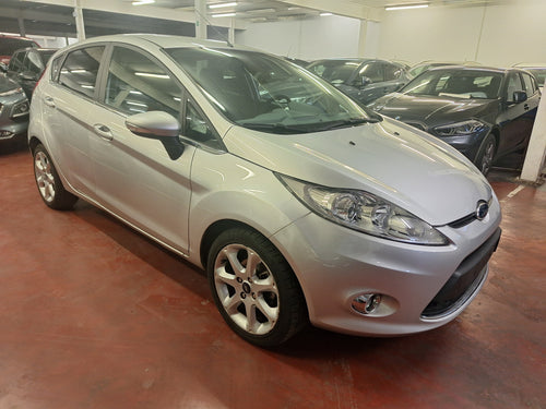 Ford Fiesta 1.4 Essence Manuelle 06 / 2009