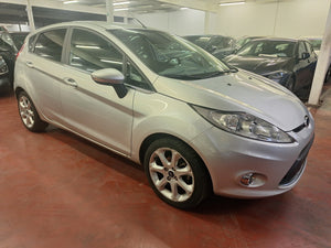 Ford Fiesta 1.4 Essence Manuelle 06 / 2009