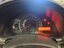Charger l&#39;image dans la galerie, Nissan Micra 1.2 Essence Manuelle 06 / 2016